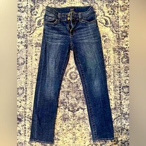 Kut from the Kloth Straight Leg Jeans